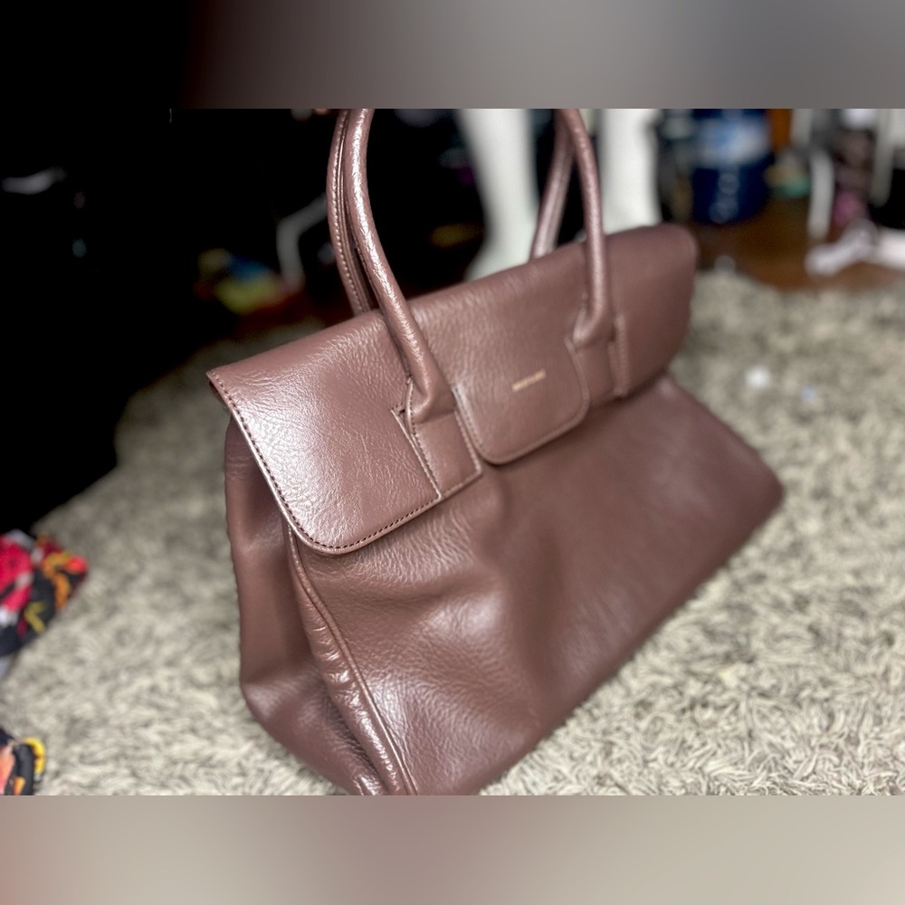 MATT & NAT Elegant Brown Leather Handbag